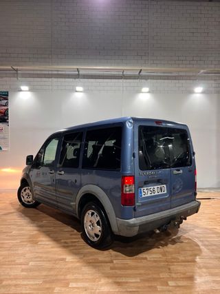 Ford Tourneo Connect 2005