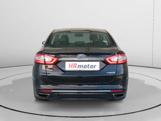 Ford Mondeo Vignale Hybrid