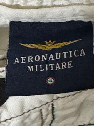 Bermudas Aeronáutica Militare blancas Talla 48