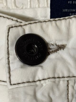 Bermudas Aeronáutica Militare blancas Talla 48