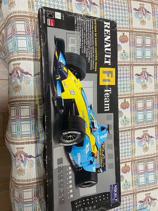 Coche F1 Fernando Alonso 8 Renault