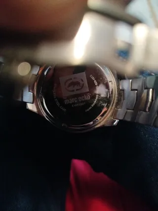 Reloj Ecko Plateado con Cristales