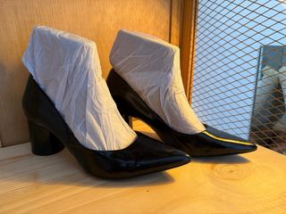 Zapatos tacón Zara charol negros talla 41