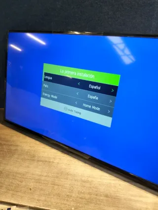 Schneider 40SC510K TV 40" FHD VGA 2xHDMI 2xUSB