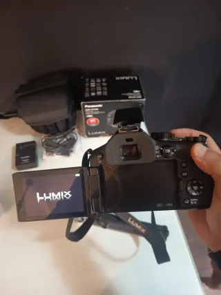 Cámara Panasonic Lumix FZ330 4K