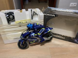 Moto GP Juguete Movistar Honda