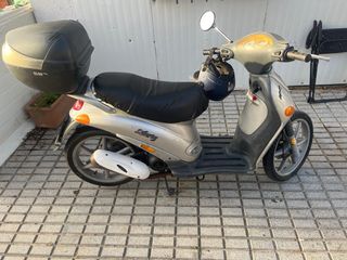 Piaggio 49cc Plata