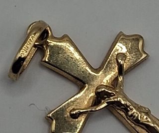 Colgante Crucifijo Lis oro 18k, 0,7gr. Ref. G-093.