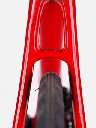 Pinarello Angliru Carbon+ Disk + 105