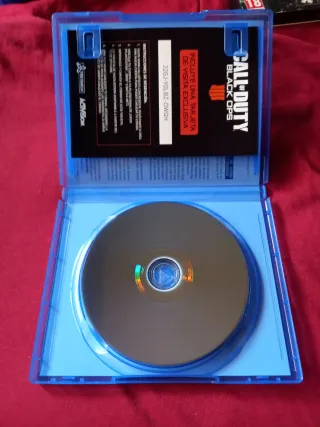 Call of Duty Black Ops y WW2 PS4