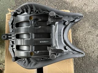 Asiento premium Suzuki GSX