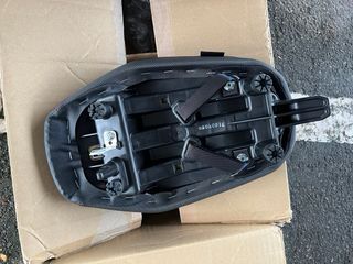 Asiento premium Suzuki GSX