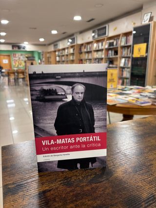 UN ESCRITOR ANTE LA CRÍTICA