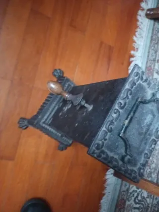 Antico Fornello in Ghisa