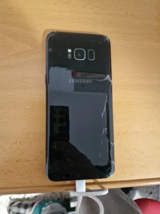 Samsung Galaxy S8+ e Samsung Galaxy S6 per ricambi