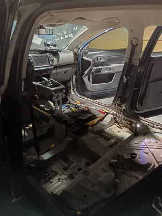 Hago todo tipo de mecánica de coches