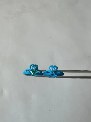 Anillo 15 años azul con Esmeralda