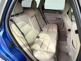 VOLVO V50 2.0D 136CV MANUAL 5PT 5PZ AÑO 2006