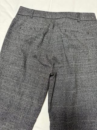 Pantalón cuadros gris