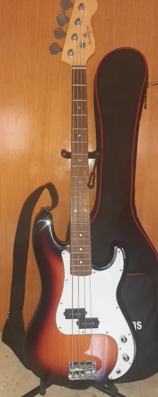 Bajo Eléctrico 4 Cuerdas Sunburst