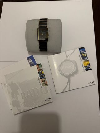 Reloj Rado Negro y Dorado