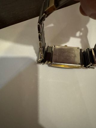 Reloj Rado Negro y Dorado