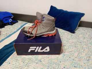 Zapatillas de montaña talla 40