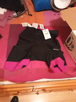 Bicicleta 26 con cesta y portabultos