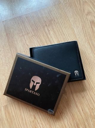 Portafoglio nero da uomo