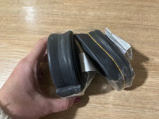 Confezione da 2 Camere d'aria Hutchinson 700x28-35 Schrader 40mm