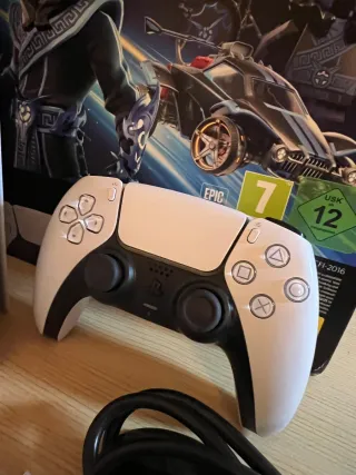 PlayStation 5 Slim Bianca