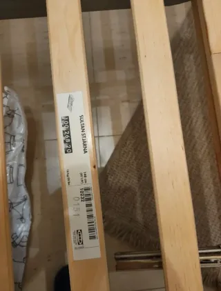 Cama de matrimonio IKEA de madera + somier Sultan