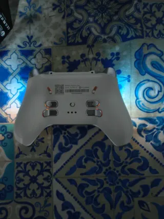 Mando Manba One V2 con Pantalla y Base Carga