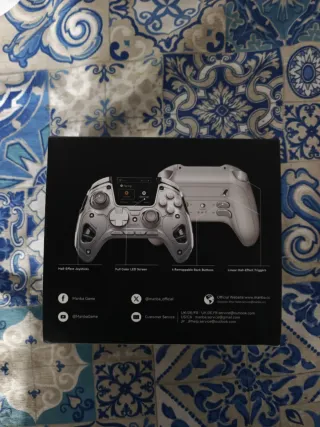 Mando Manba One V2 con Pantalla y Base Carga