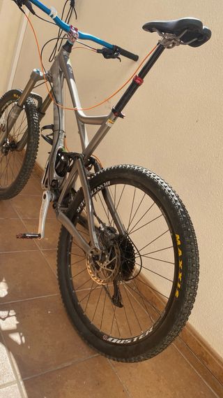 Bicicleta MTB KHE XT Doble Suspensión