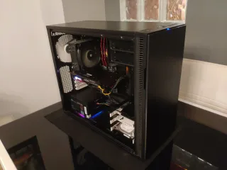 PC Gamer i7, 16Gb, Fractal Design, GTX 1070 8Gb.
