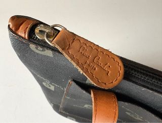 Bolso Pierre Cardin Negro Estampado