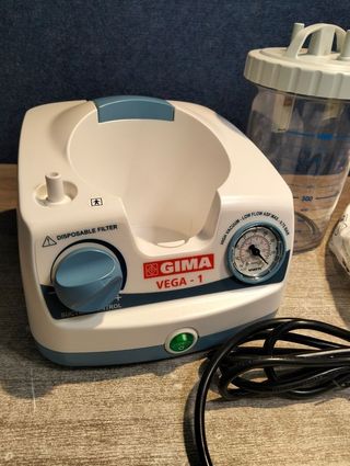 Gima - Aspirador quirúrgico Vega Uno, compacto