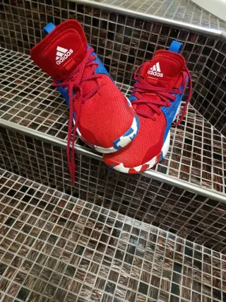Scarpe Adidas Blu e Rosse