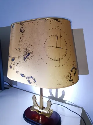 Lámpara Sobremesa Náutica Ancla laton Mapa Antiguo