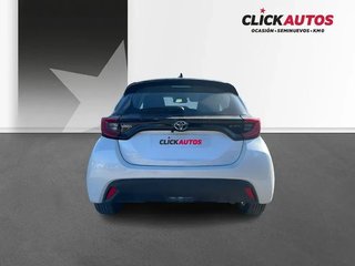 Toyota Yaris 1.5 e-CVT 116CV 120H Active Plus