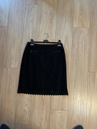 Falda de Caroll encaje negro