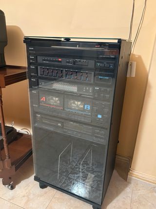 Tocadiscos Philips con altavoces