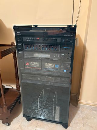 Tocadiscos Philips con altavoces