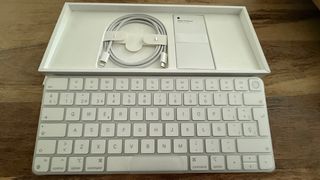 Teclado Apple Magic Keyboard Touch ID Esp NUEVO