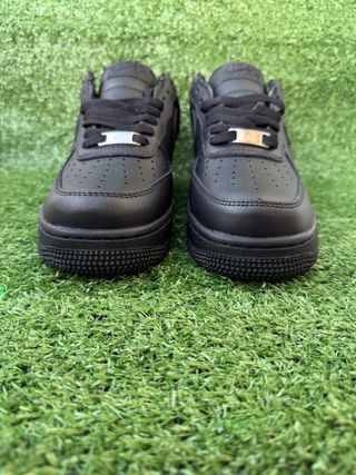 Zapatillas Negras nuevas talla 38