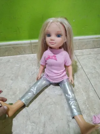 Muñeca Nancy pelo rubio largo