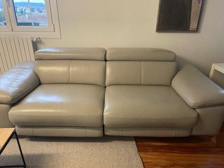 Sofá de cuero beige con motor (2 unidades)
