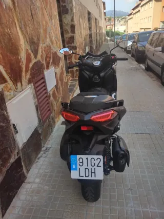 Yamaha XMAX 300