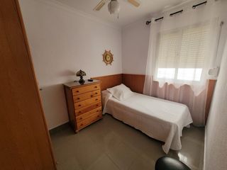 Piso enfrente de la playa con balcón en Barbate